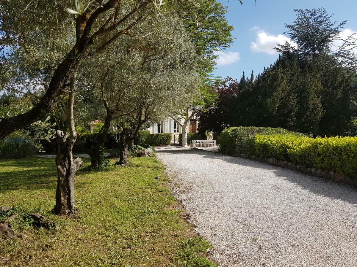 Bastide En Provence Apartamento Auriol Exterior foto